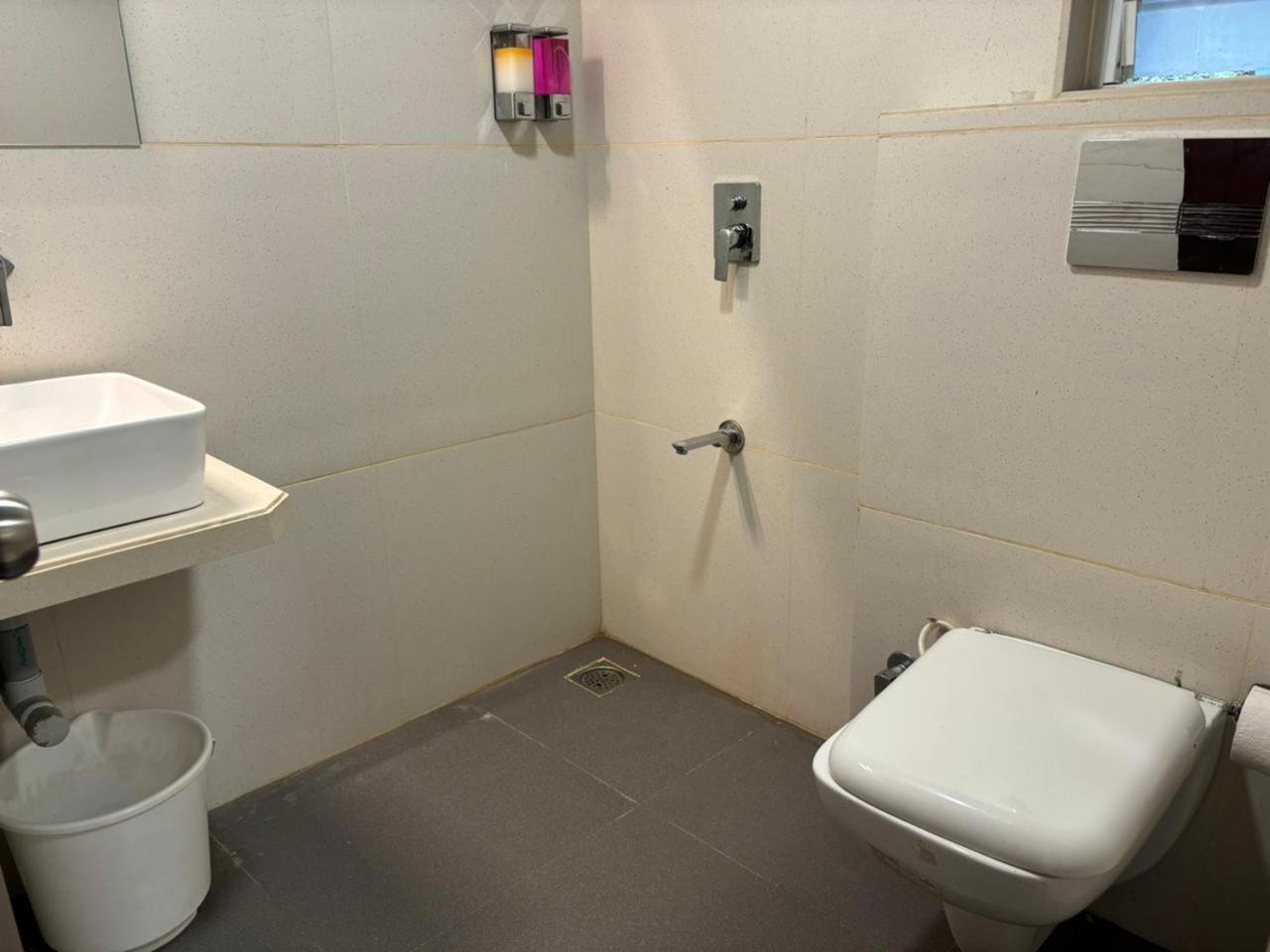 Hotel Haldi Nászik Kültér fotó